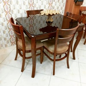 ناهارخوری رنگین کمان